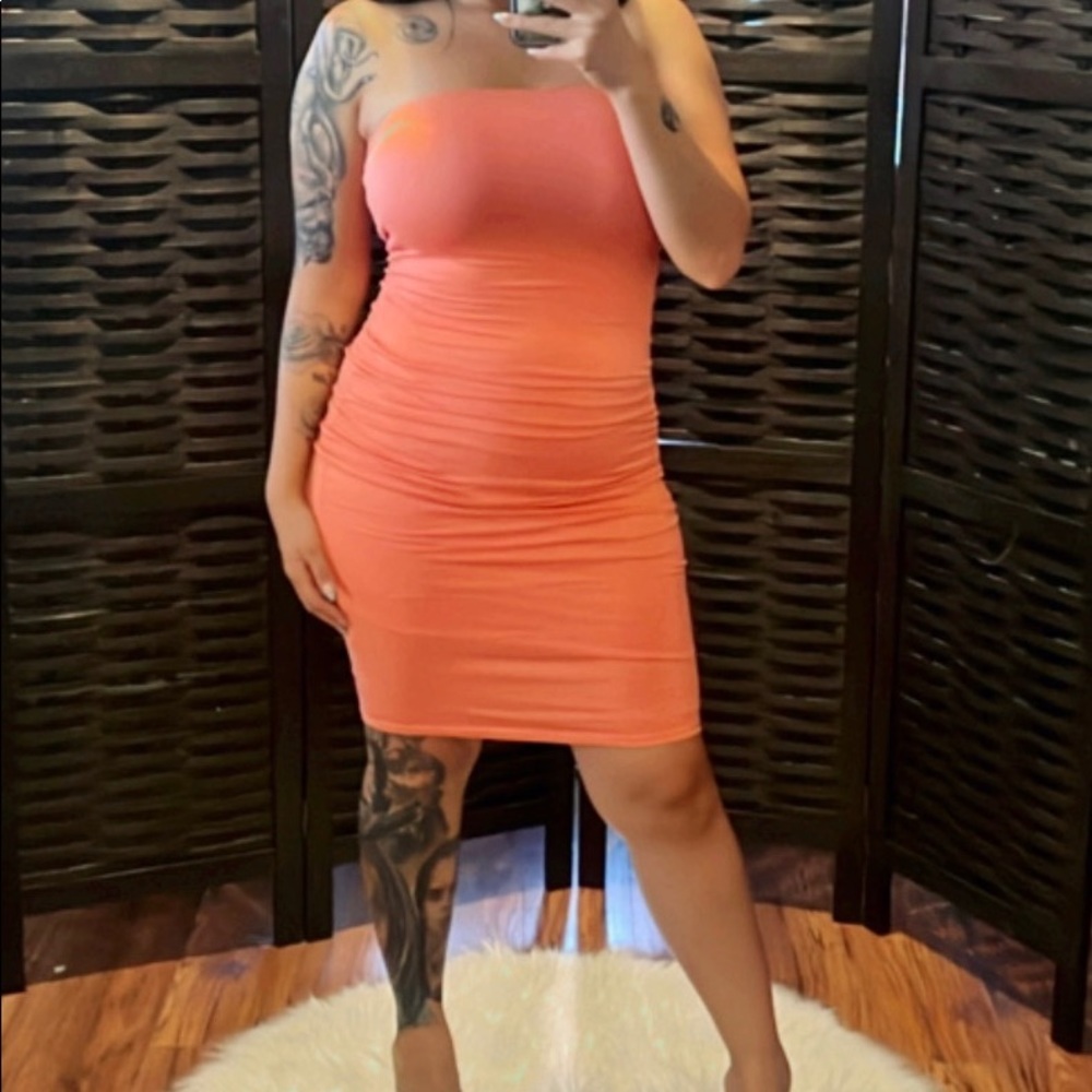 Tube coral dress